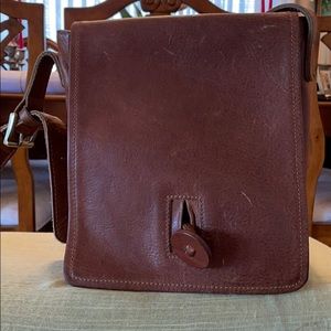 Leather messenger bag